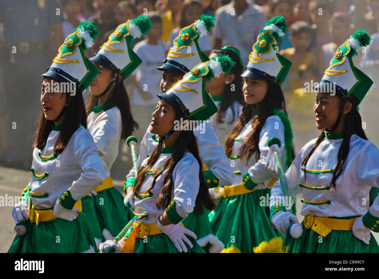 Parade au Festival Dinagyang, Ville d'Iloilo, Philippines Banque D'Images