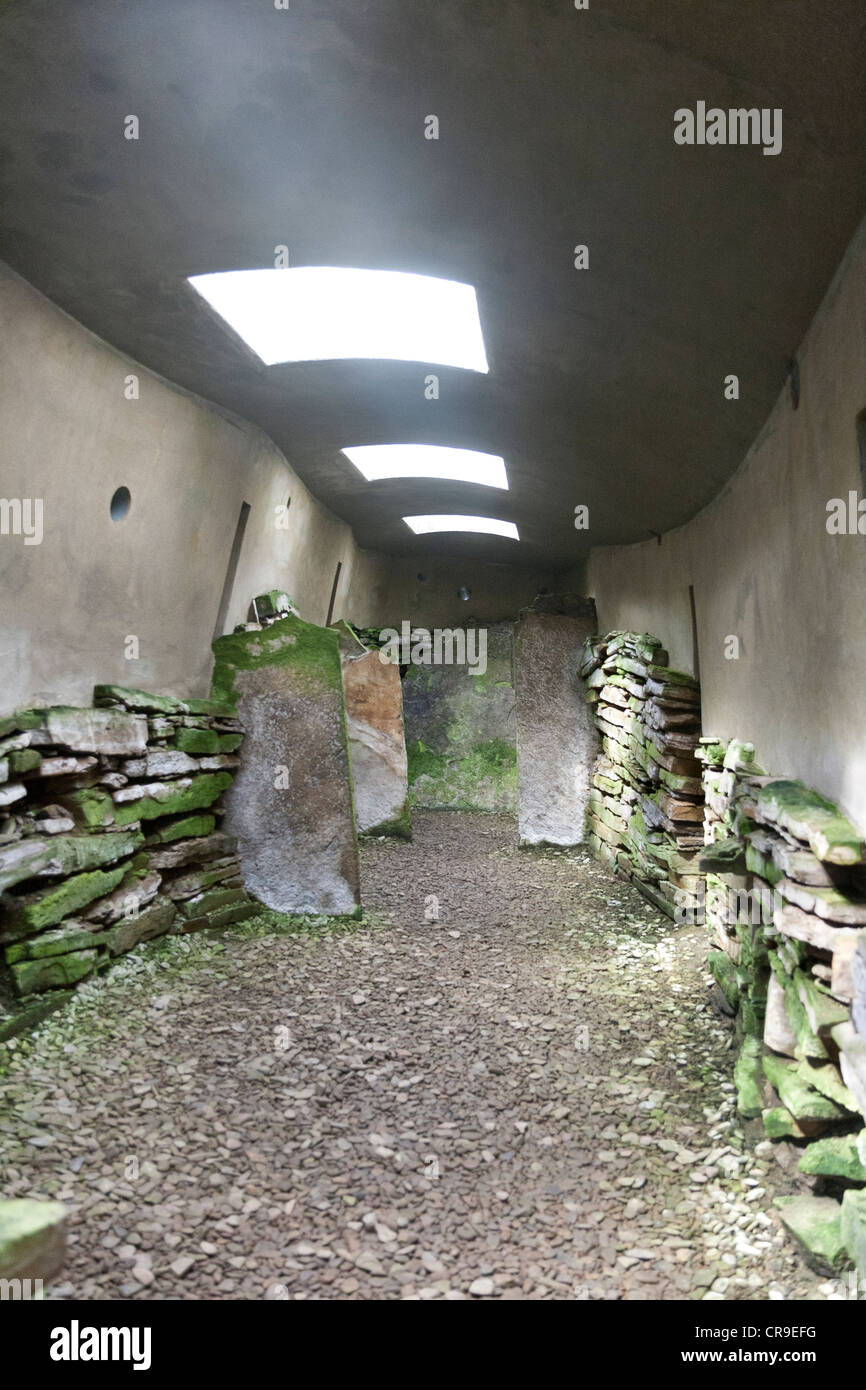 L'île de Rousay - Orcades, en Écosse avec une chambre funéraire Néolithique Banque D'Images