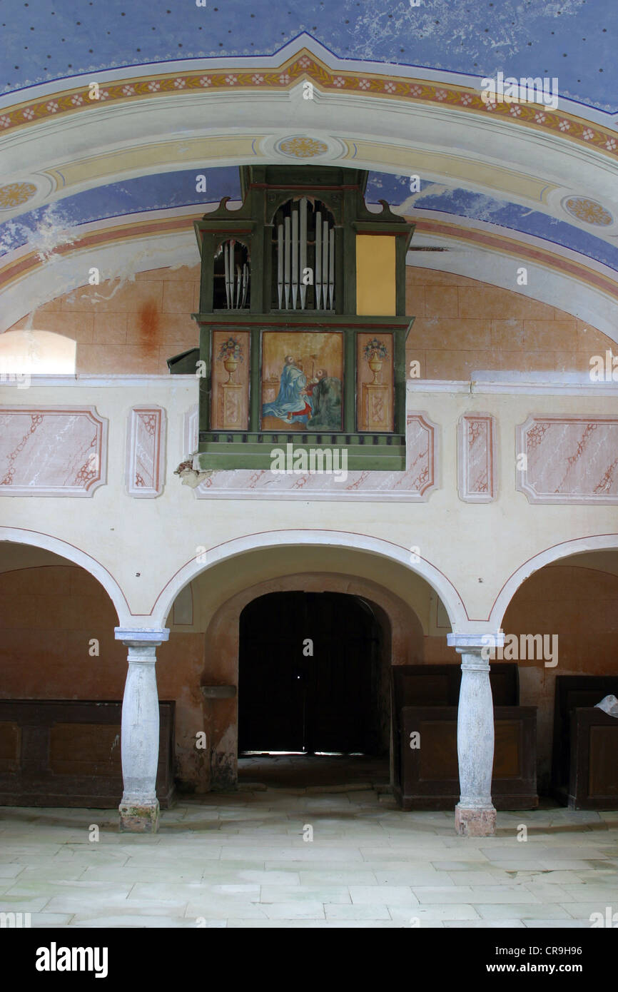 Chorale à l'Église avec les orgues Banque D'Images