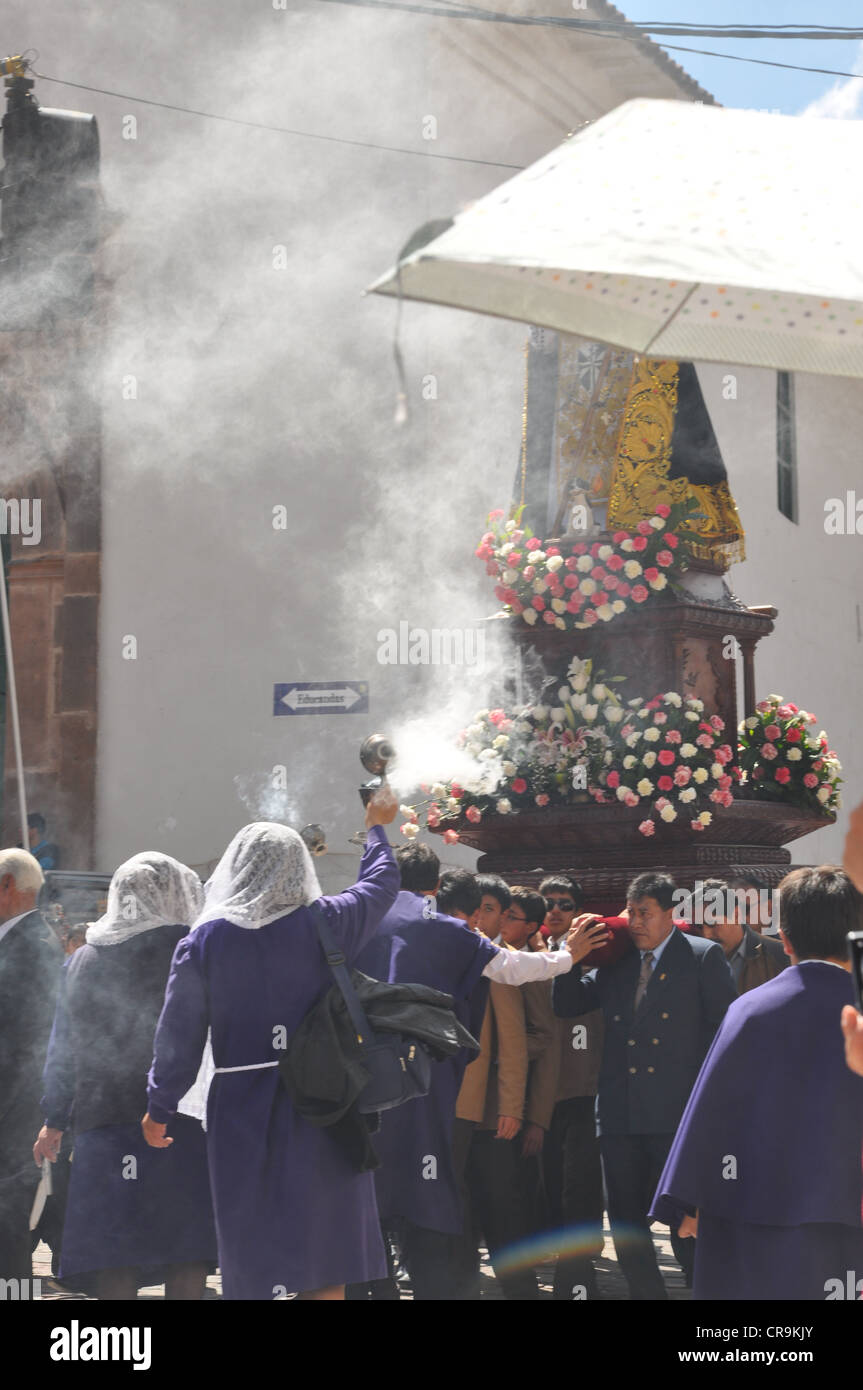 Fête de la Virgen del Rosario de Cusco fête/procession - Cusco, Pérou Banque D'Images