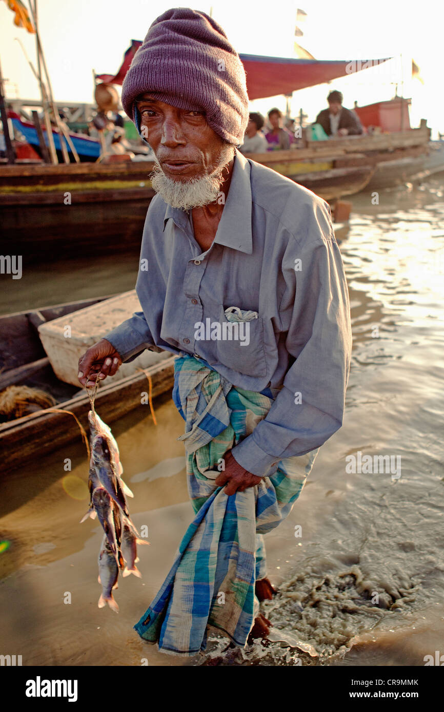 Pêcheur musulmane sittwe Banque D'Images