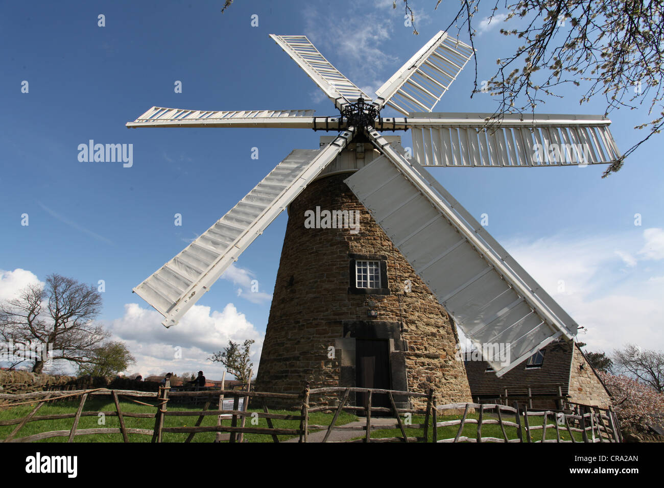 Heage Windmill de travail dans le Derbyshire Peak District Banque D'Images