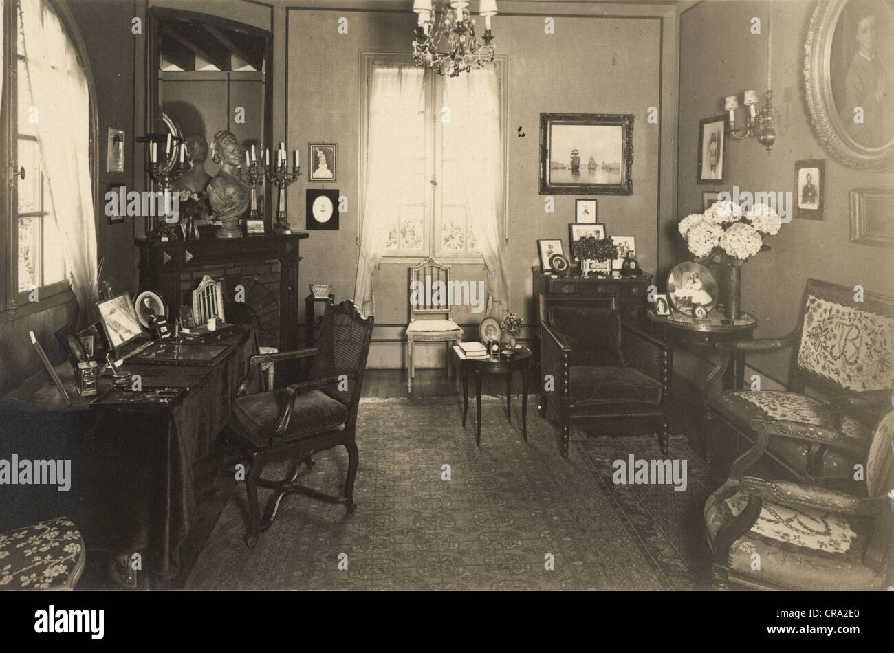 L'intérieur de famille riche de coiffure c. 1910 Banque D'Images