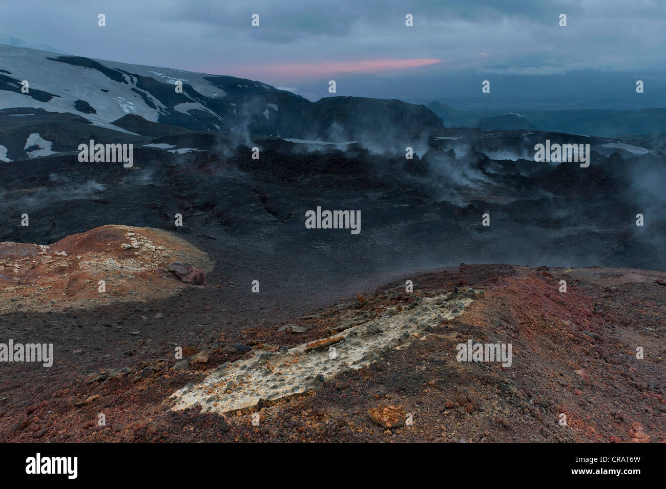 Col Fimmvoerduháls site, Éruption Éruption, fissure, l'Islandais Eyjafjallajoekull, Highlands, dans le sud de l'Islande, Islande, Europe Banque D'Images