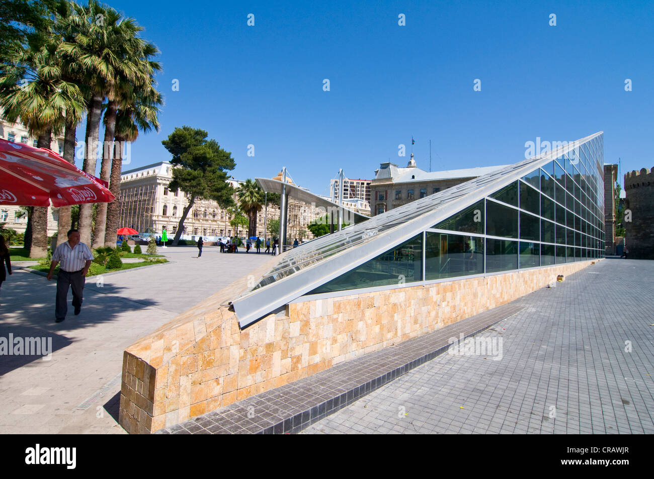 Toit de la station de métro de Bakou, Azerbaïdjan, Caucase, Moyen