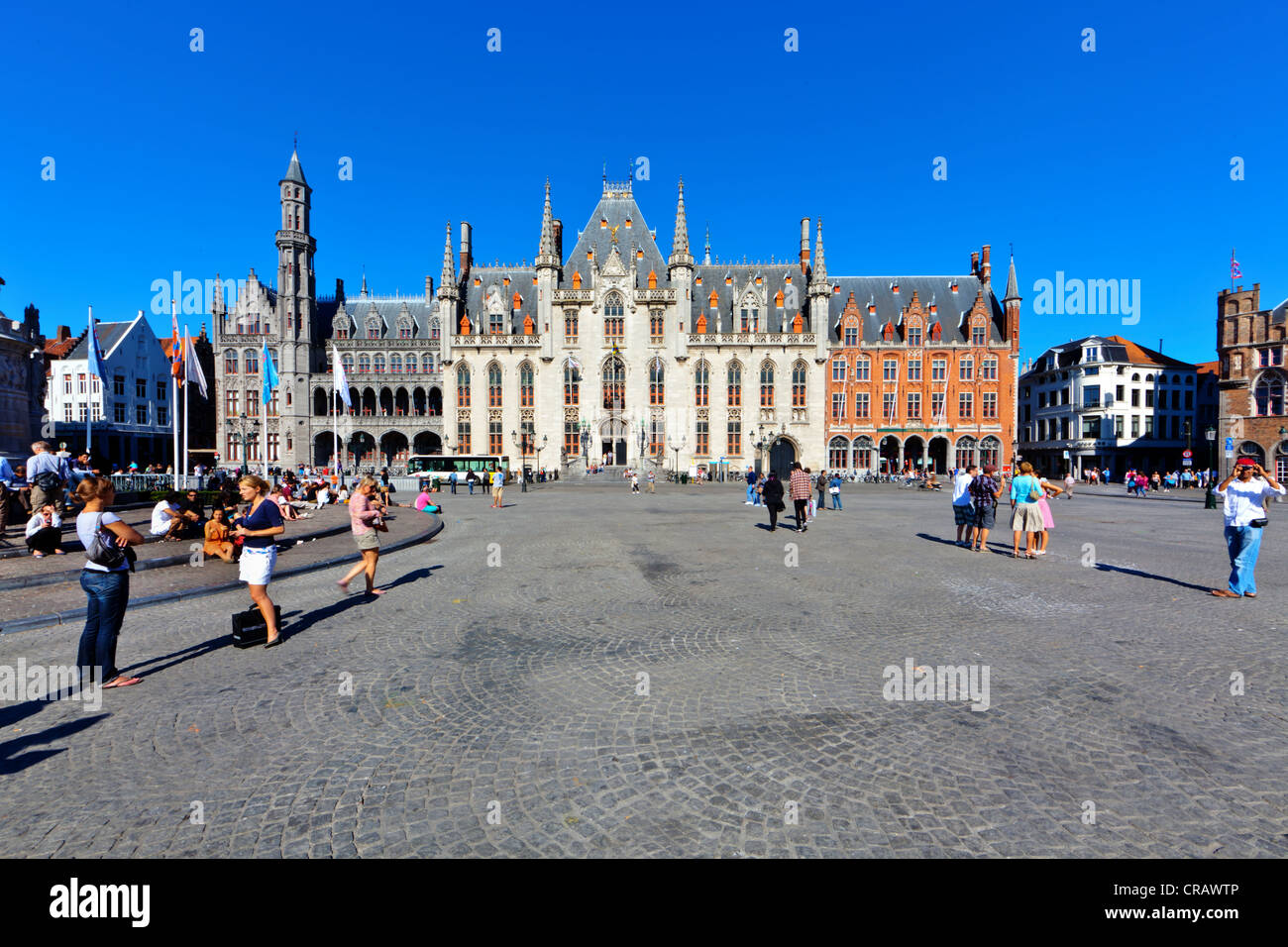 Palais du gouvernement provincial, Provinciaal Hof, Cour provinciale, Grote Markt place du marché, centre-ville historique de Bruges Banque D'Images