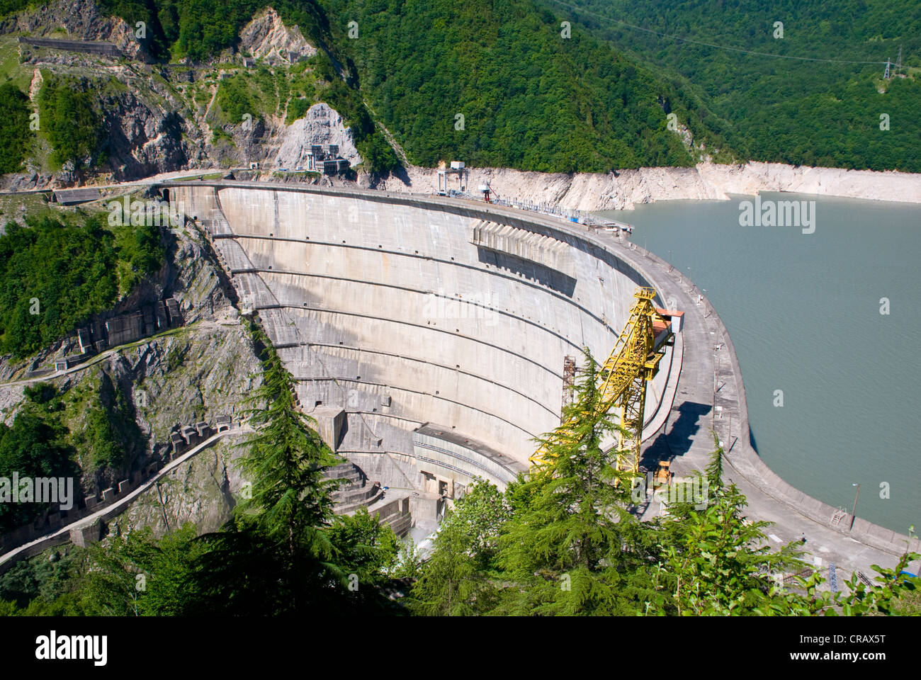 Barrage de l'Inguri entre la Géorgie et l'Abkhazie, au Moyen-Orient Banque D'Images