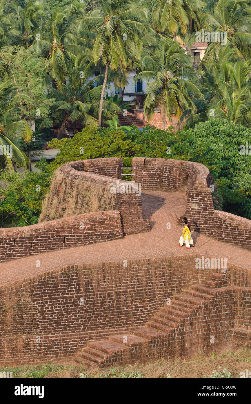 Les touristes indiens, fort de Bekal, Bekal, Amérique du Kerala, Kerala, Inde, Asie Banque D'Images