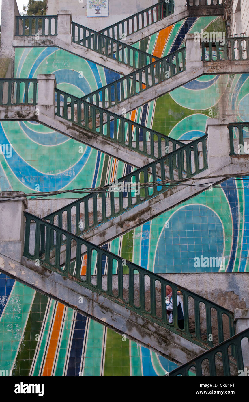Escalier peint à Alger, Algérie, Afrique Banque D'Images
