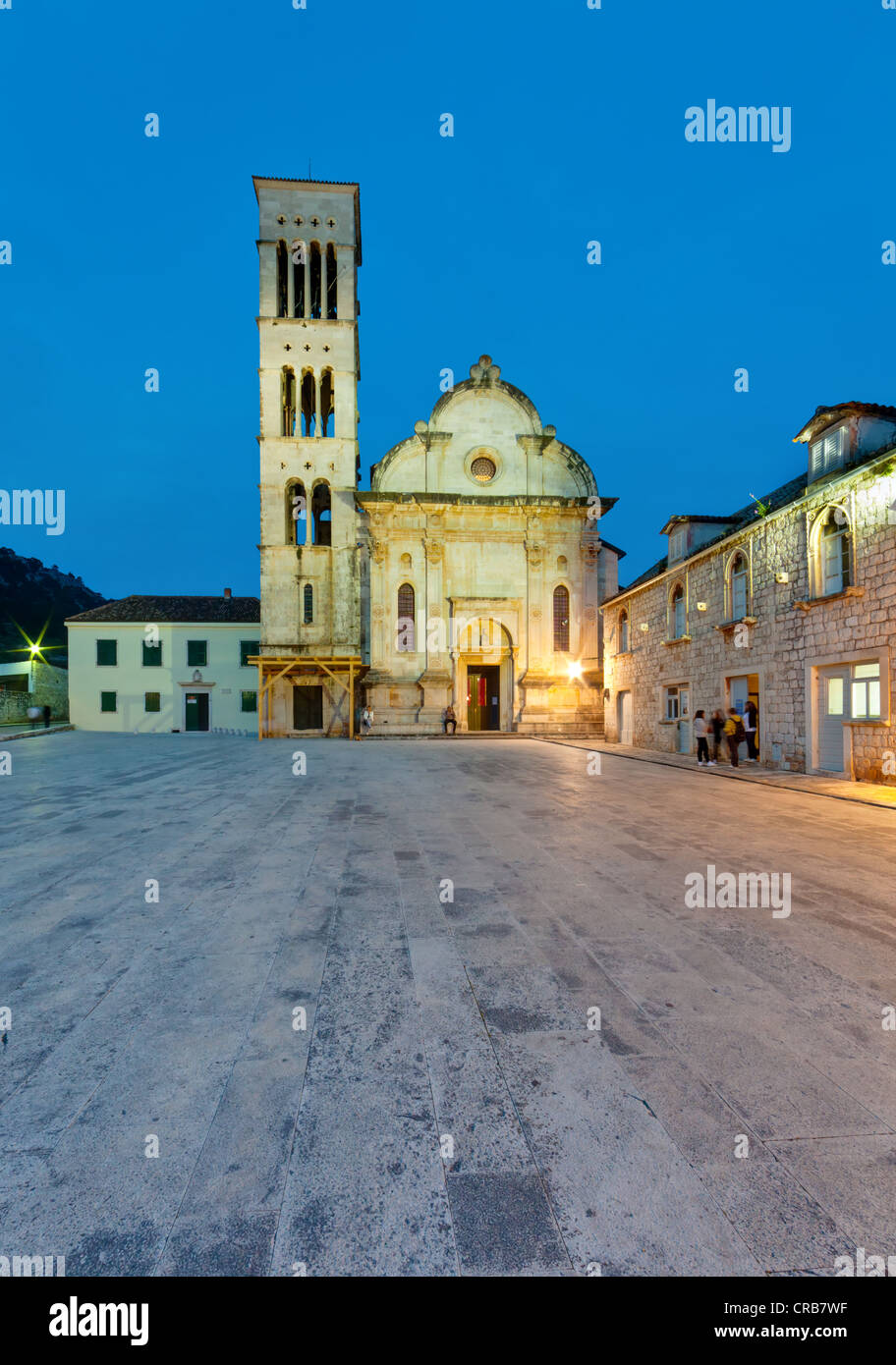 Trg Svetog ,, la place, la cathédrale de Saint Stephen, Katedrala Svetog ,, Hvar, Hvar Island Banque D'Images