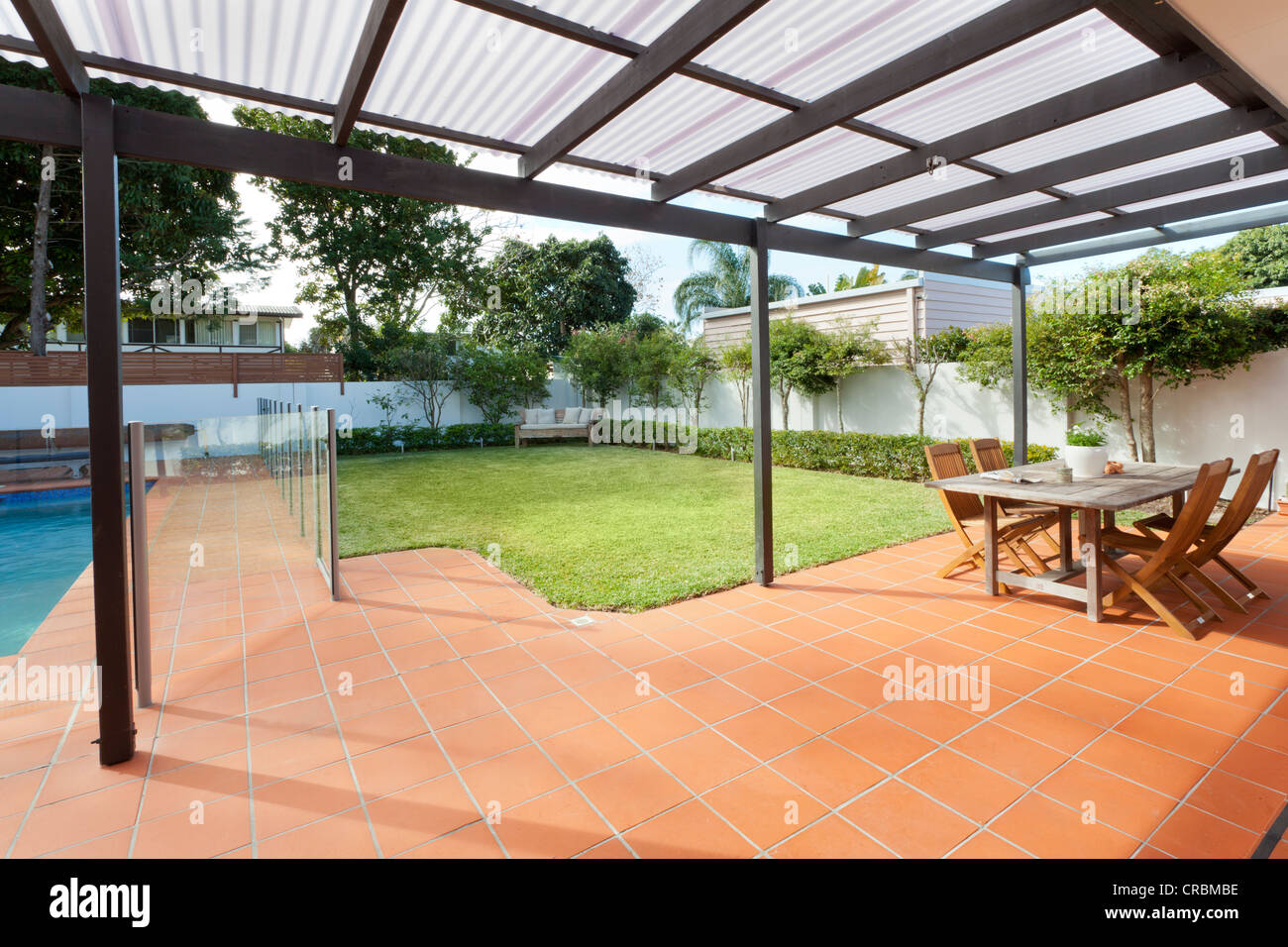 Jardin moderne avec piscine dans hôtel particulier de l'Australie Banque D'Images