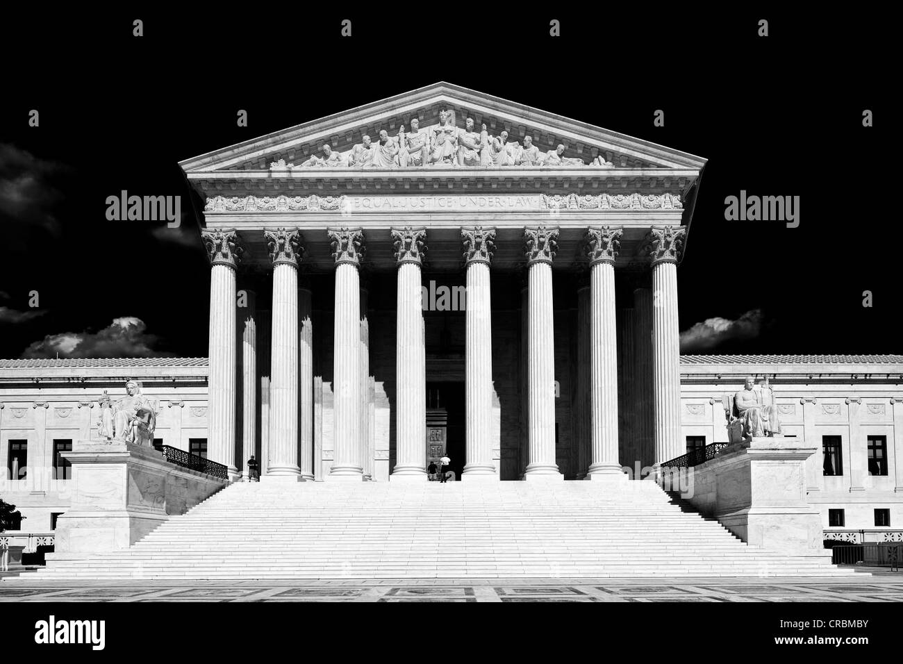 Image en noir et blanc, la Cour suprême des États-Unis, Capitol Hill, Washington DC, District of Columbia, United States of America Banque D'Images