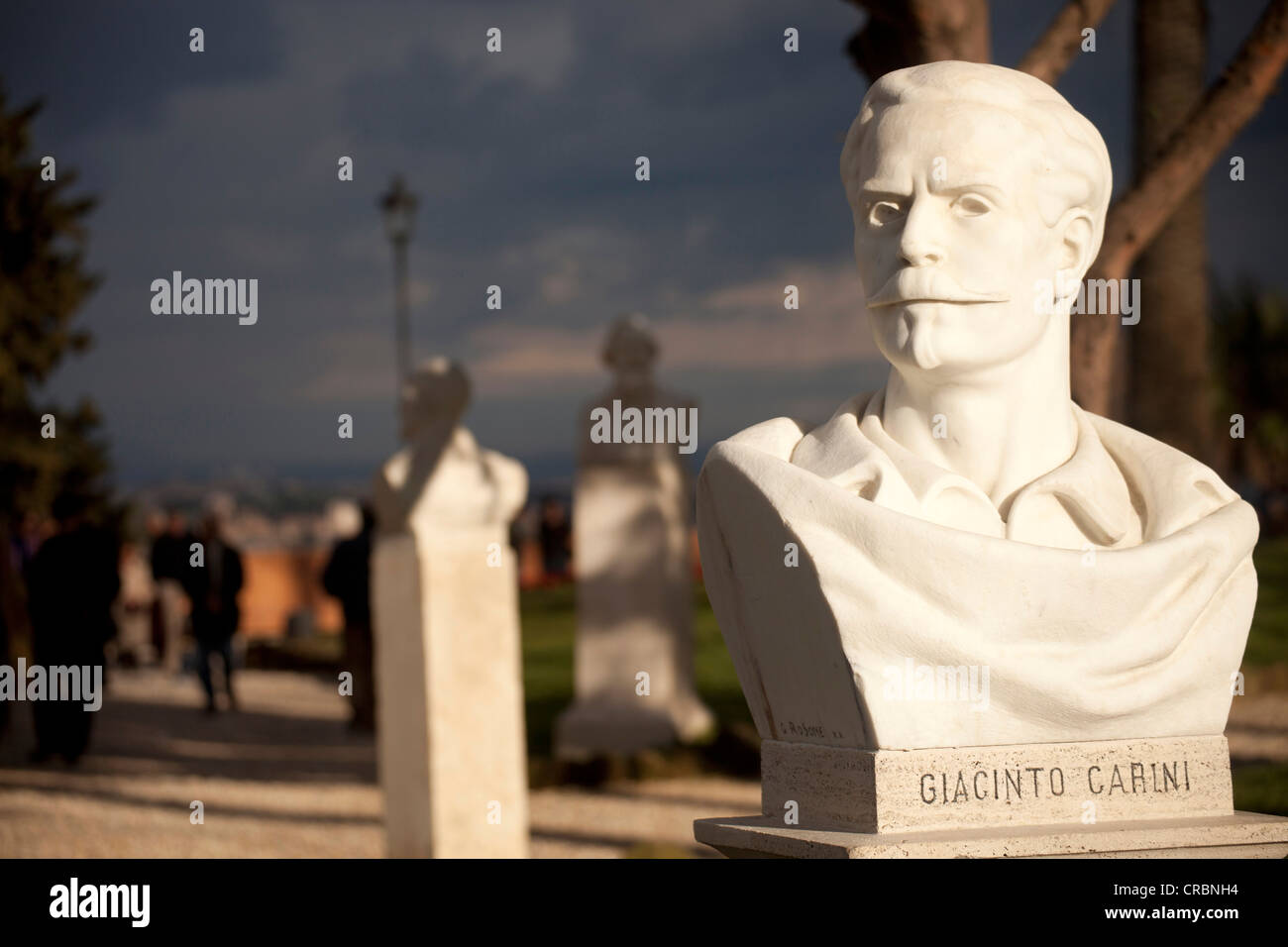 Buste de l'homme politique, Giacinto Carini, dans le parc de la colline du Gianicolo, Rome, Italie, Europe Banque D'Images