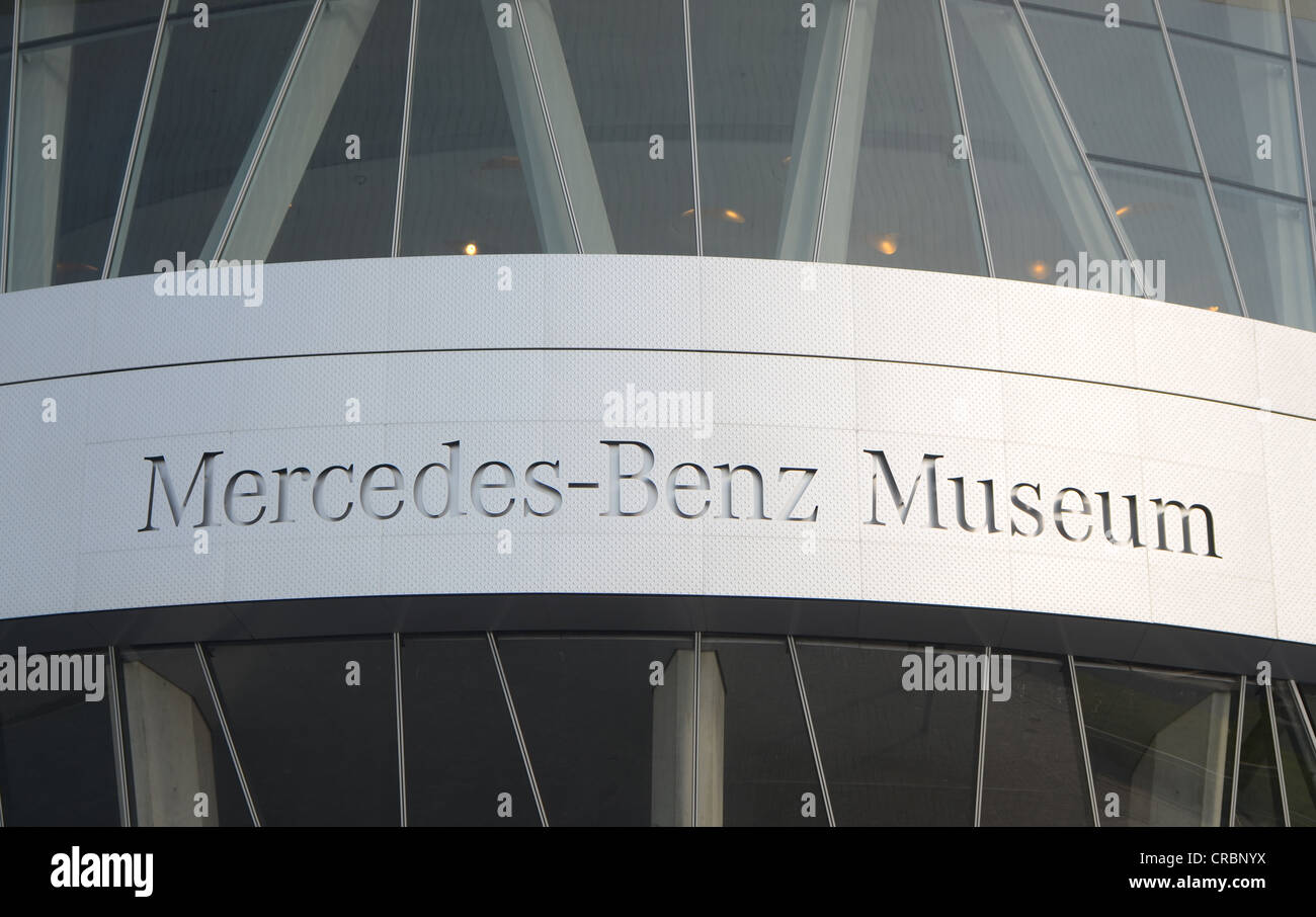 Image de la musée Mercedes à Stuttgart Banque D'Images