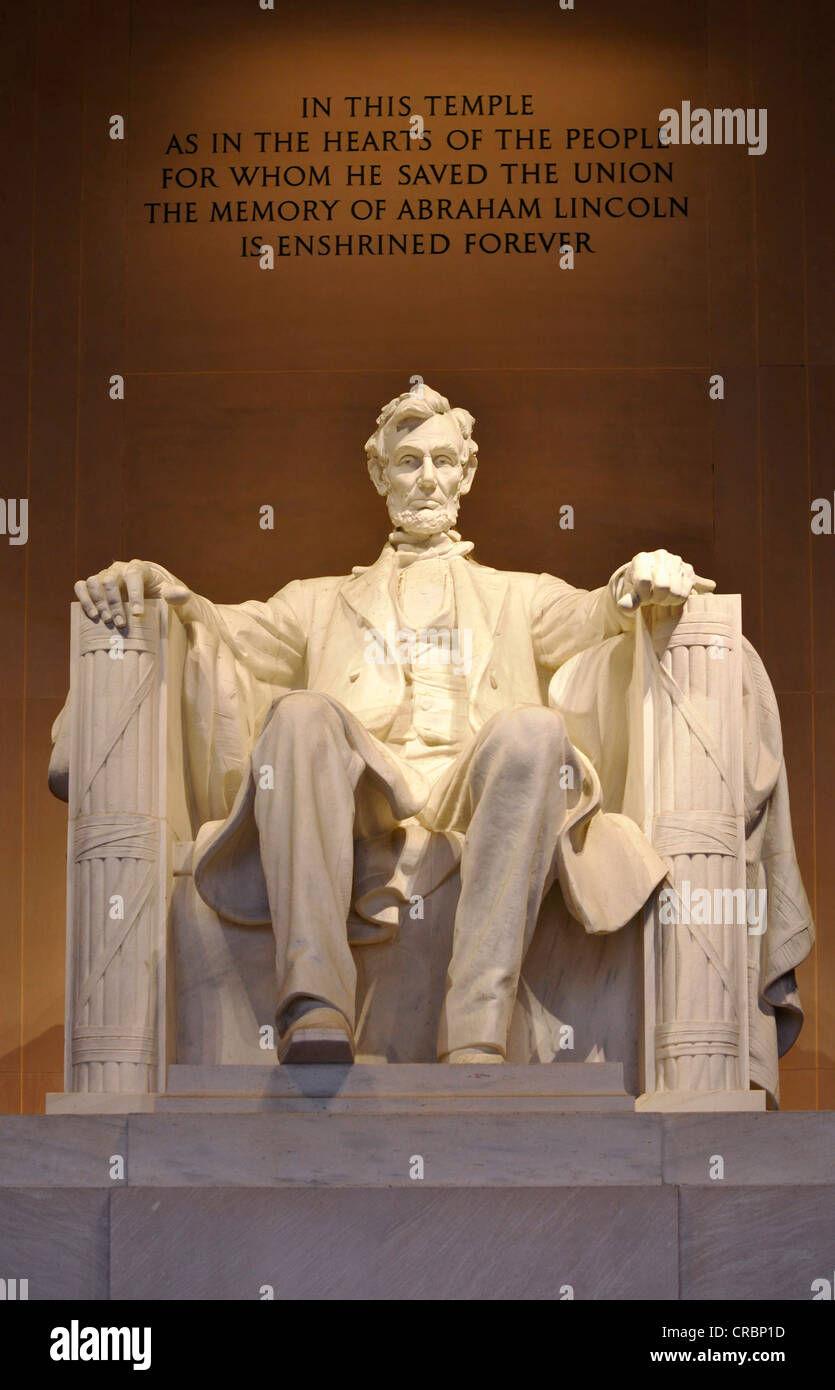 Statue d'Abraham Lincoln par Daniel Chester French, Lincoln Memorial, Washington DC, District of Columbia Banque D'Images