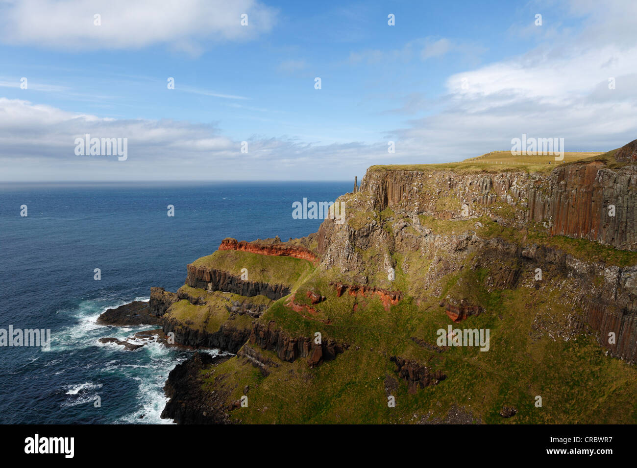 Les cheminées d'usines, Giant's Causeway, côte de Causeway, Antrim, Northern Ireland, Irlande, Royaume-Uni, Europe Banque D'Images