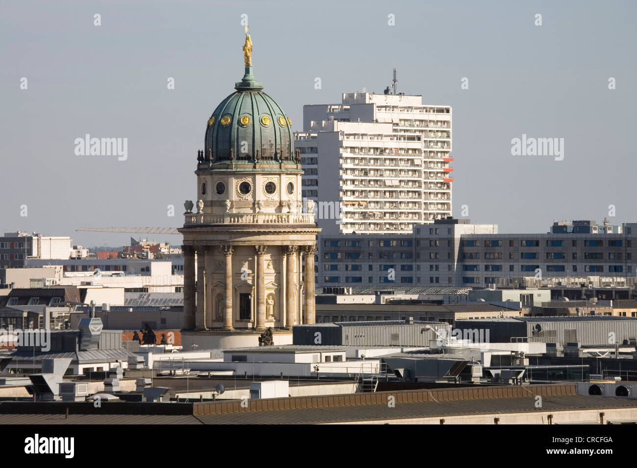 Vue de la Deutscher Dom ou Cathédrale allemande sur la place Gendarmenmarkt, Berlin, Germany, Europe Banque D'Images