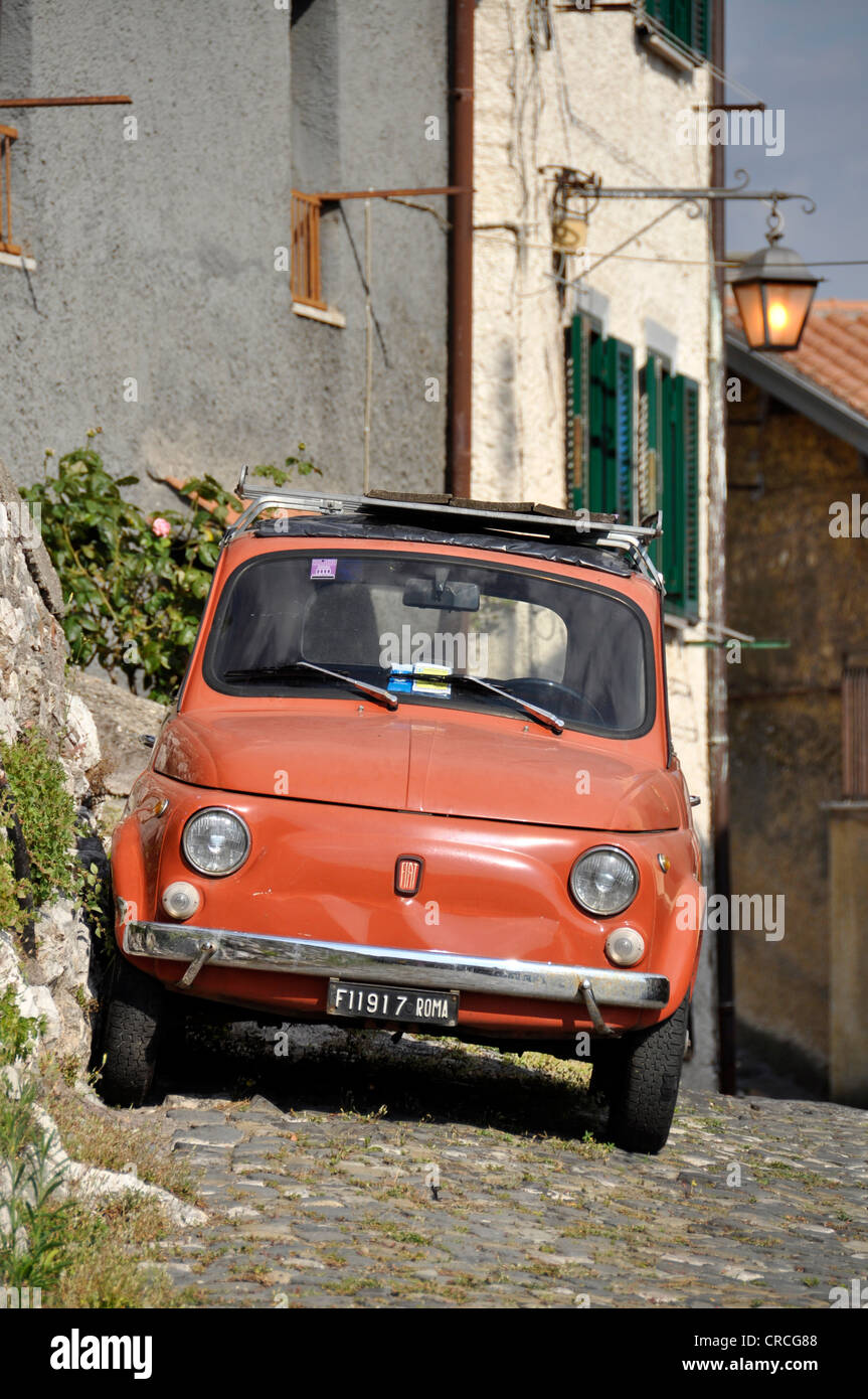 Ancienne Fiat 500 ou Cinquecento, Palestrina, lazio, Italie, Europe Banque D'Images