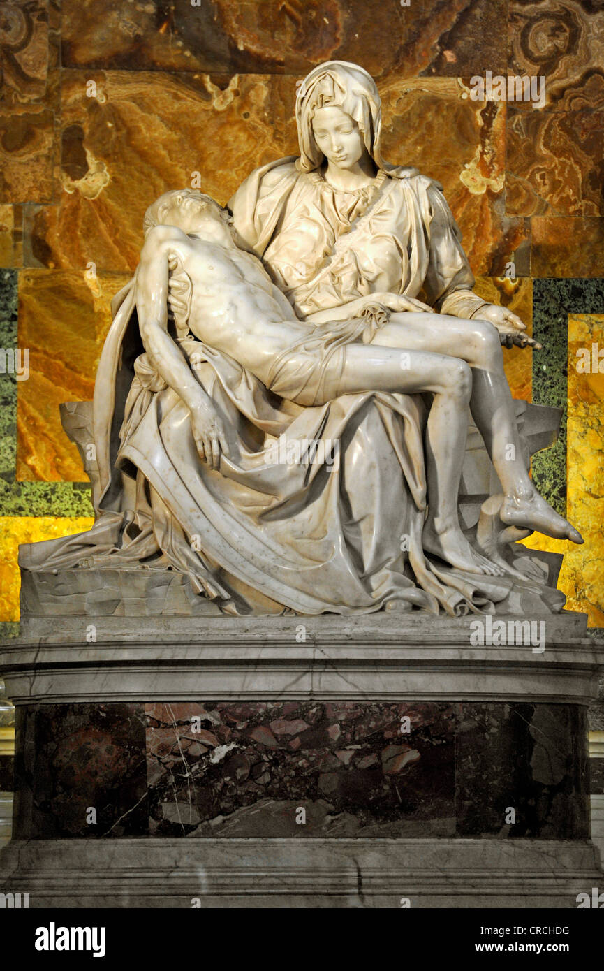 Pieta, sculpture de Michel-Ange Buonarroti dans la Basilique Saint-Pierre, Vatican, Rome, Latium, Italie, Europe Banque D'Images