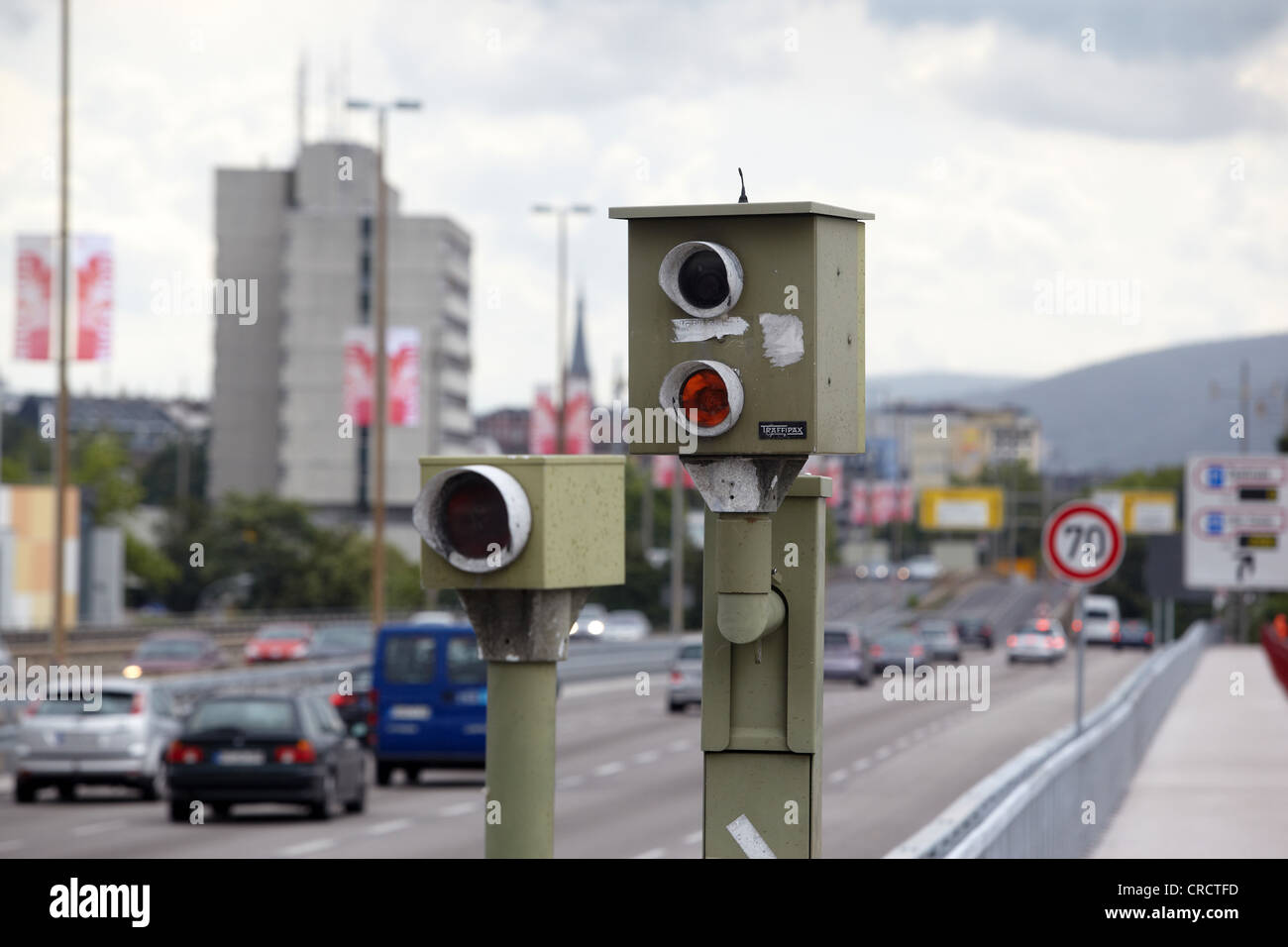Speed camera sur Europabruecke bridge, Koblenz, Rhénanie-Palatinat, Allemagne, Europe Banque D'Images