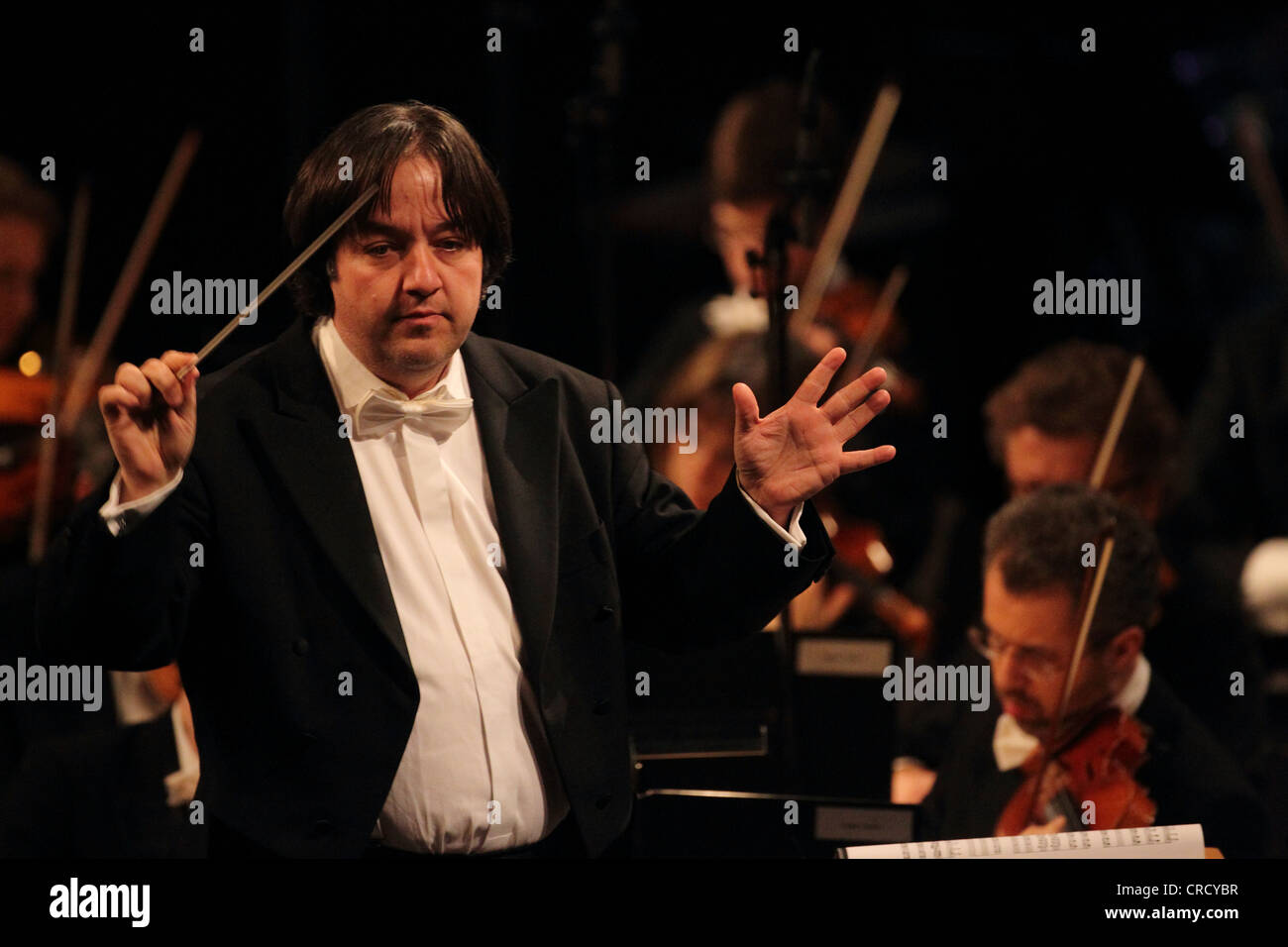 Stefan Blunier, chef d'orchestre de l'ORCHESTRE Beethoven de Bonn, Koblenz, Rhénanie-Palatinat, Allemagne, Europe Banque D'Images