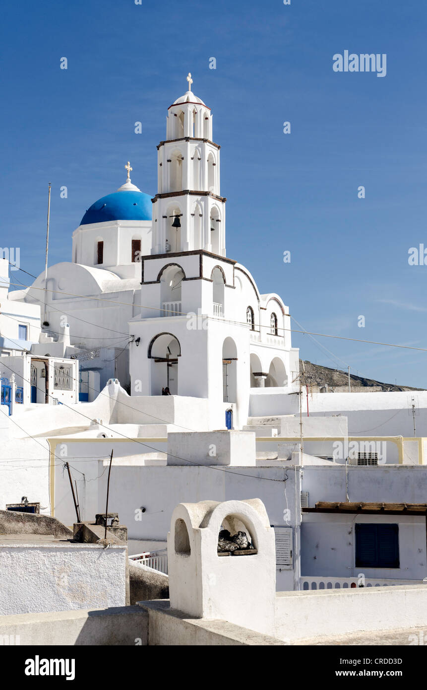 Le dôme bleu de l'église orthodoxe de Grèce Santorin Banque D'Images