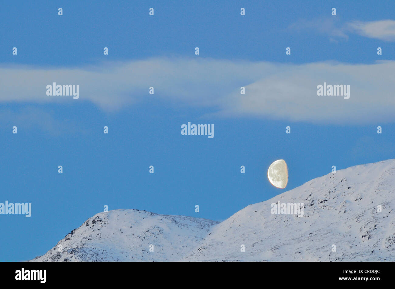 La lune à Kiruna, Suède, Laponie, Norrbotten Banque D'Images