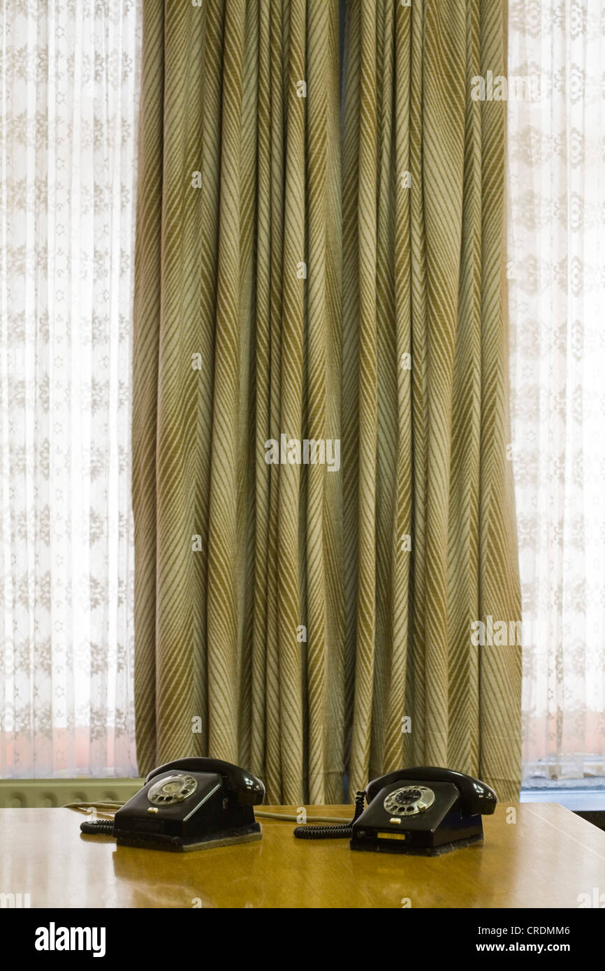 Le téléphone sur le bureau d'Erich Mielke, Musée de la Stasi dans le Forschungs- und Gedenkstaette Normannenstrasse, Banque D'Images