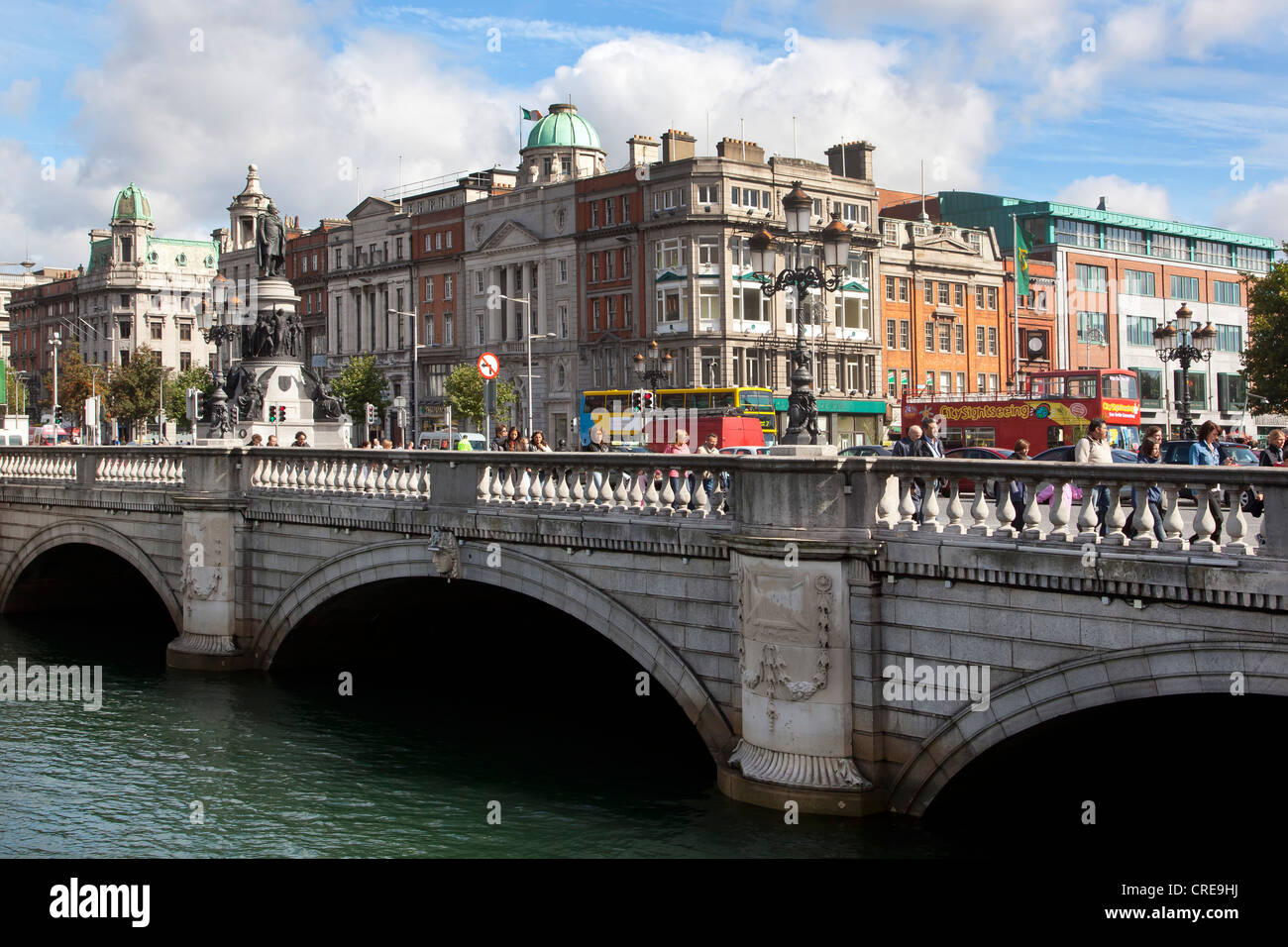O'Connell Bridge traversant la rivière Liffey à Dublin, Irlande, Europe Banque D'Images