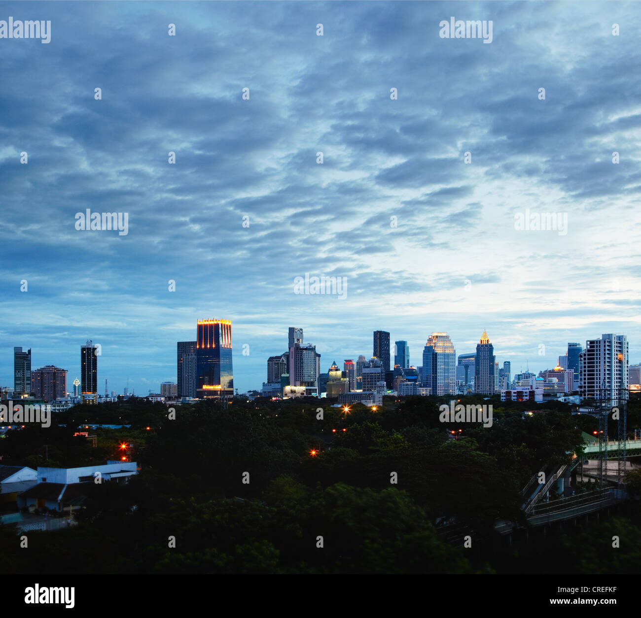 Photo de Bangkok la nuit. La Thaïlande. Banque D'Images