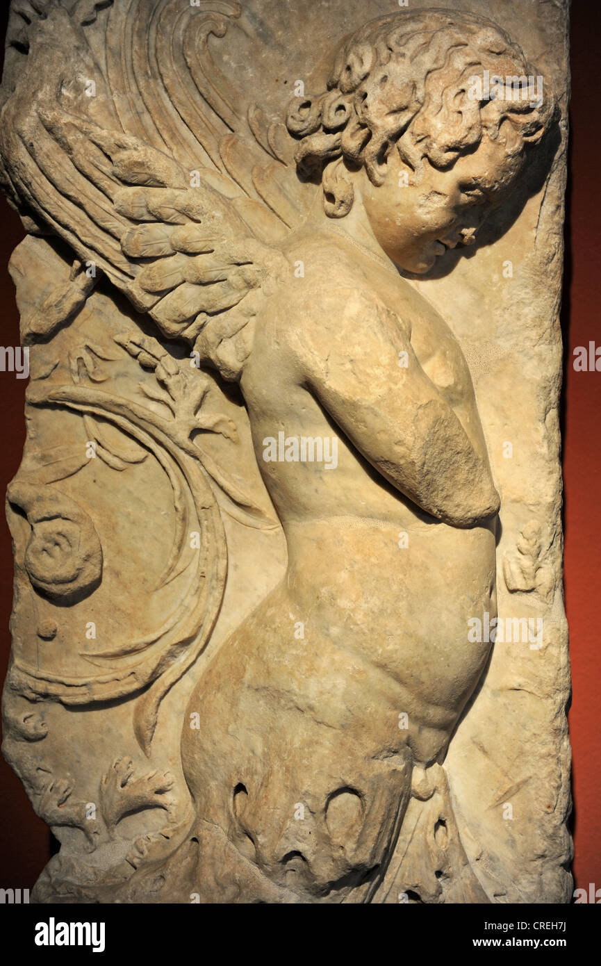 Fragment d'une frise avec relief représentant Eros. 110 AD. En. Musée de Pergame. Berlin. L'Allemagne. Banque D'Images