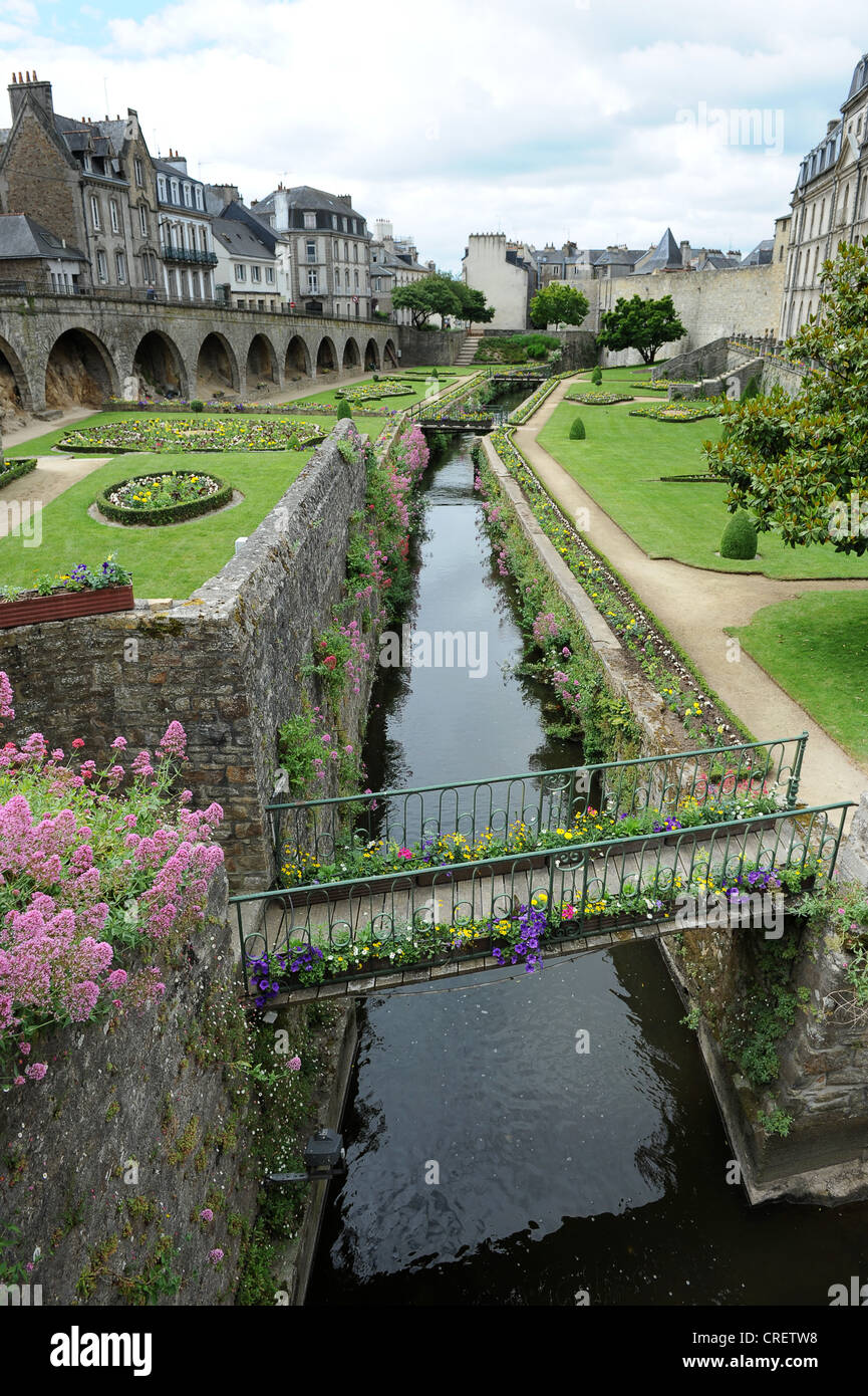 Les Jardins de vannes et les remparts de la ville Les Jardins de Vannes Bretagne France Banque D'Images