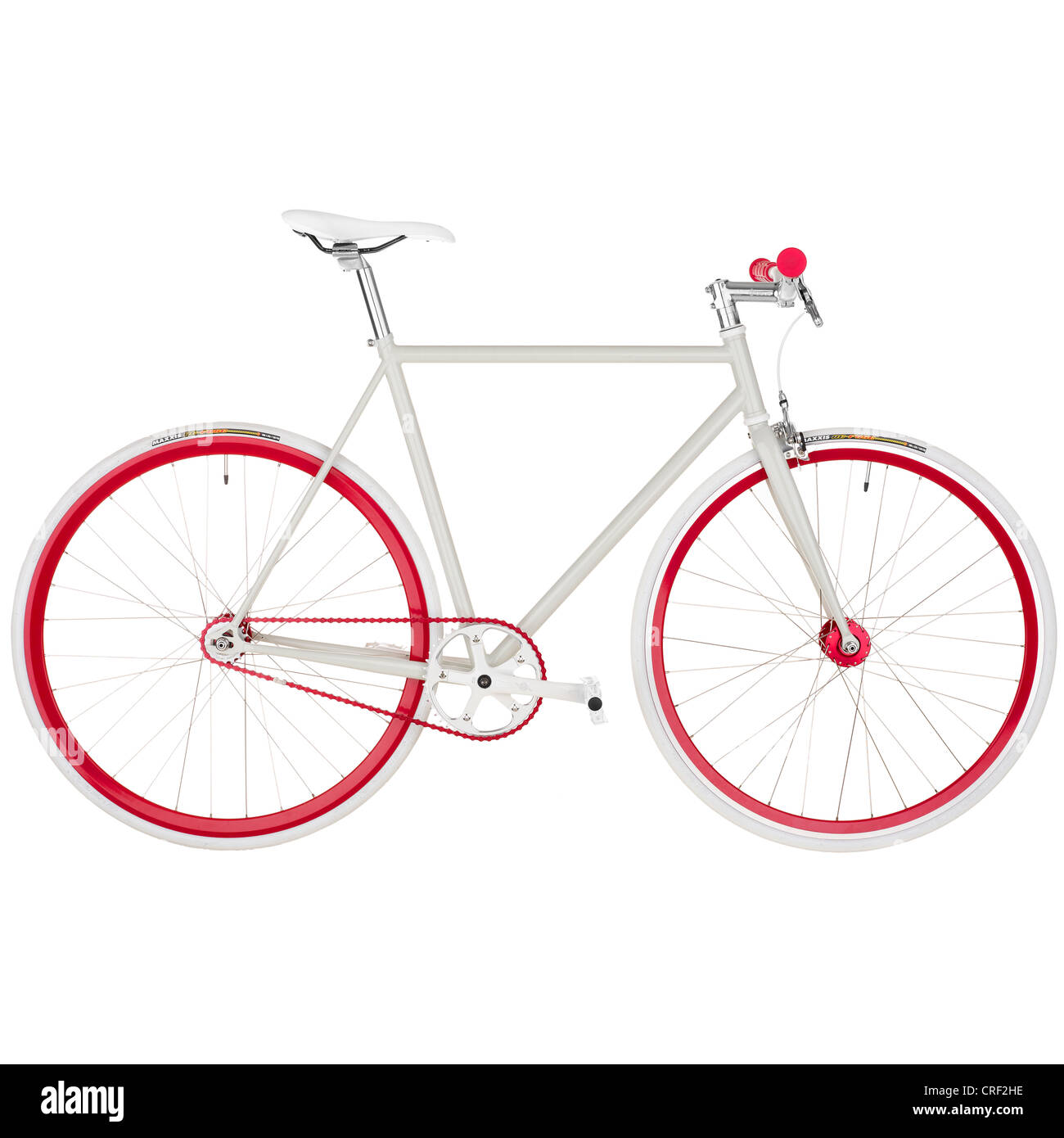 Vélo rouge et blanc. Pignon fixe. Banque D'Images