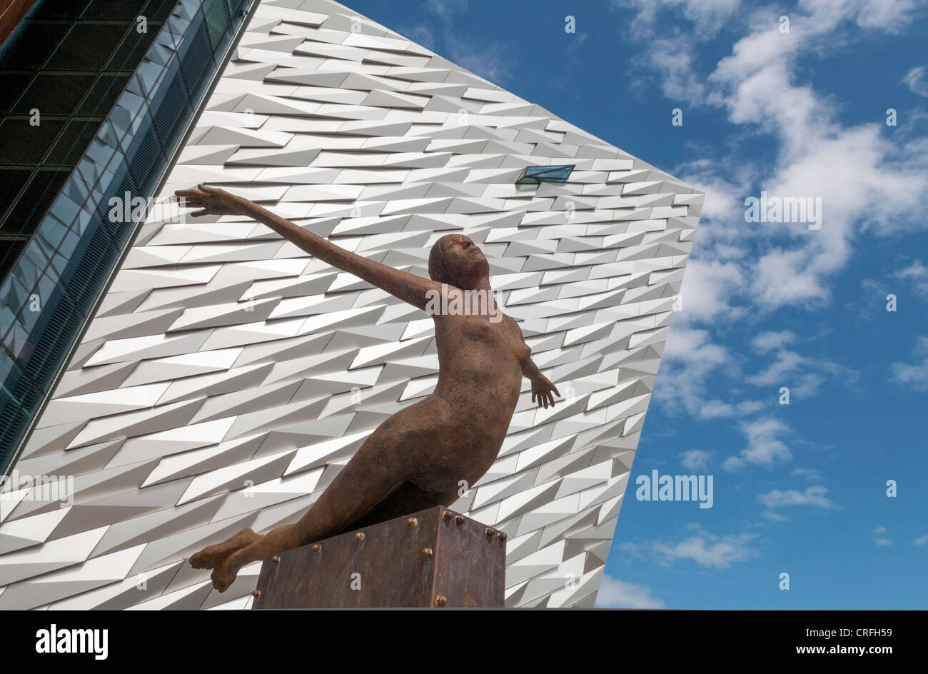 Titanica, sculpture à Titanic Belfast, en Irlande du Nord Banque D'Images