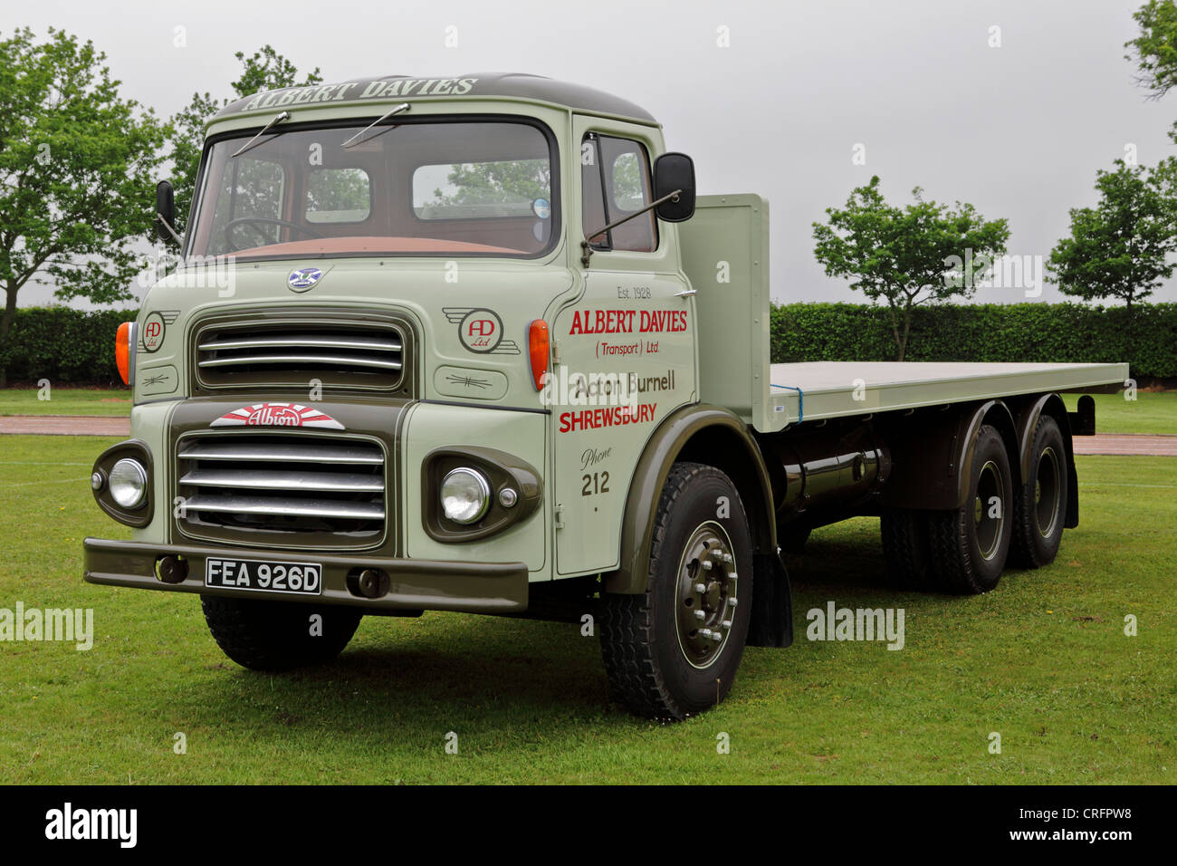 Albion 1966 camion à plateau administré par Albert Davies d'Acton Burnell. Banque D'Images