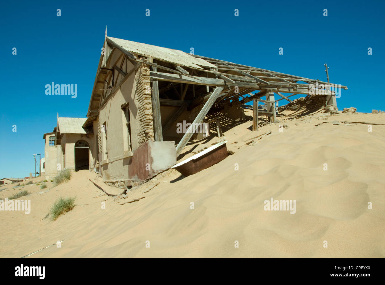 École de Kolmanskop, ville de diamants abandonnés, Namibie, Luederitz Banque D'Images