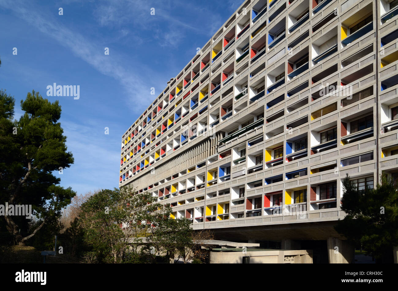 Façade Sud de la Cité Radieuse ou unité d'habitation immeuble de Le Corbusier Marseille ou Marseille France Banque D'Images