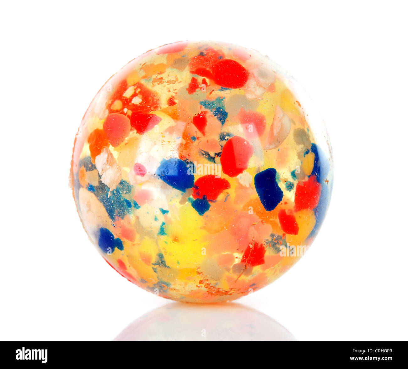 Bouncing ball colorés en libre sur fond blanc Banque D'Images