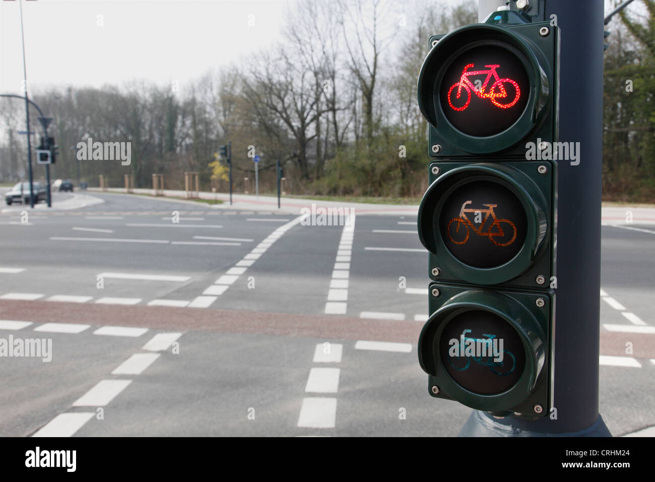 Vélo rouge feu, Allemagne Banque D'Images
