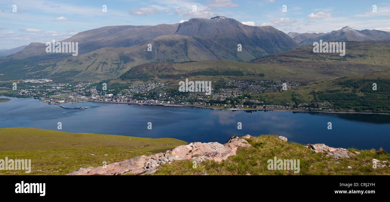 Le Ben Nevis, Fort William et le Loch Linhe de Meall an t-Slamain, Ardgour, Ecosse Banque D'Images