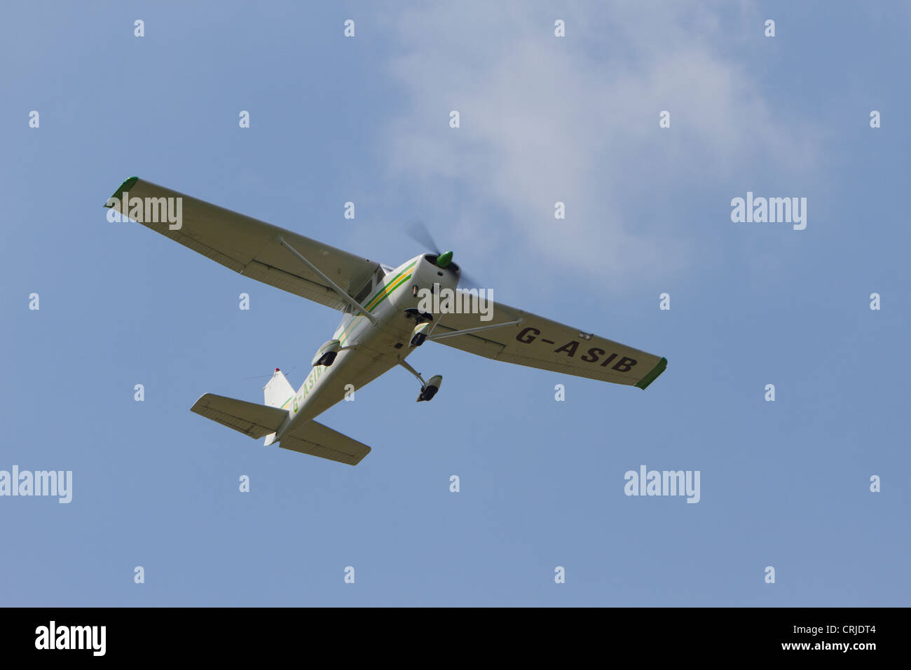 Reims Cessna 172 Skyhawk, reg G-ASIB, à Breighton Banque D'Images Reims Cessna 172 Skyhawk, reg G-ASIB, à Breighton Banque D'Images