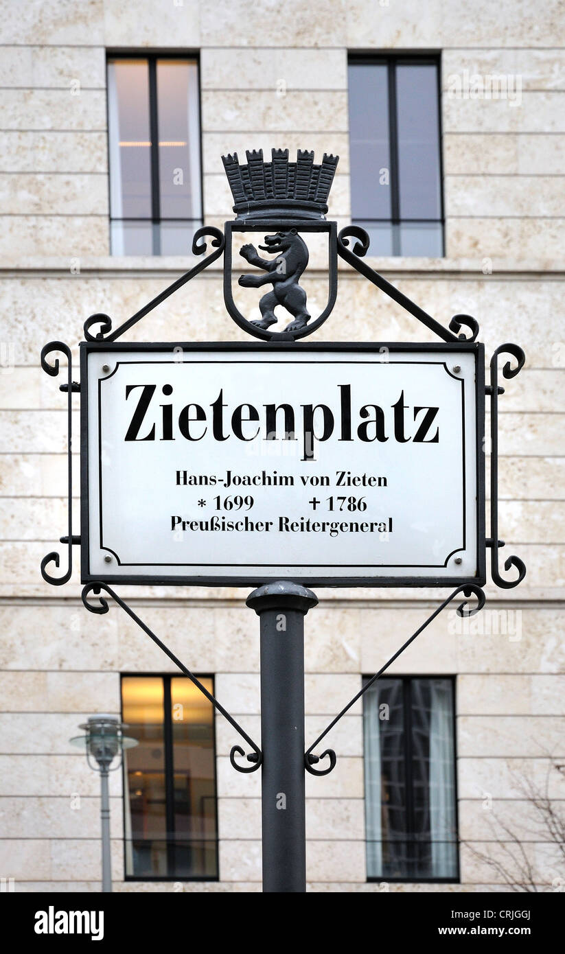Berlin, Allemagne. Zietenplatz - road sign Banque D'Images