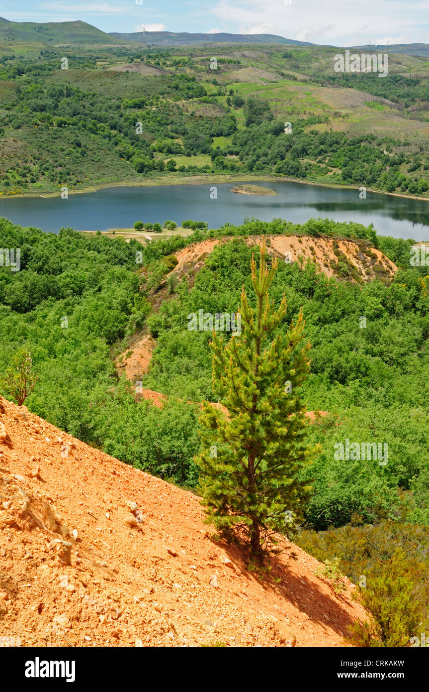 Vestiges de mines d'or de la Comme Borreas de Caldesiños, Viana do Bolo, Ourense, Galice, Espagne. Banque D'Images