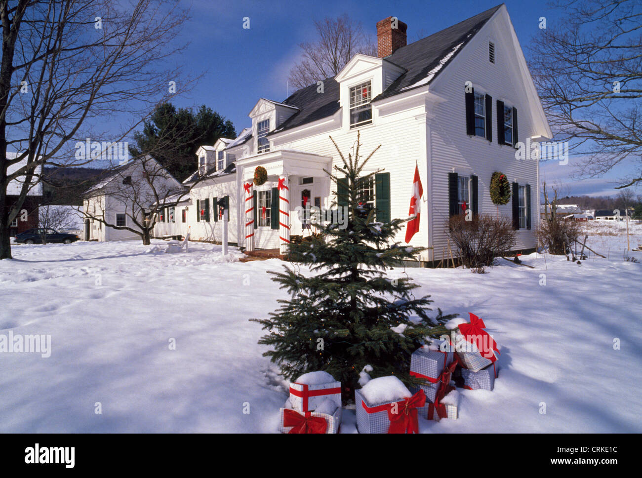 L'historique 1824 House Inn est un pittoresque bed-and-breakfast hébergement avec un cadre rustique dans la vallée de la rivière Mad à Waitsfield dans le Vermont, USA. Banque D'Images