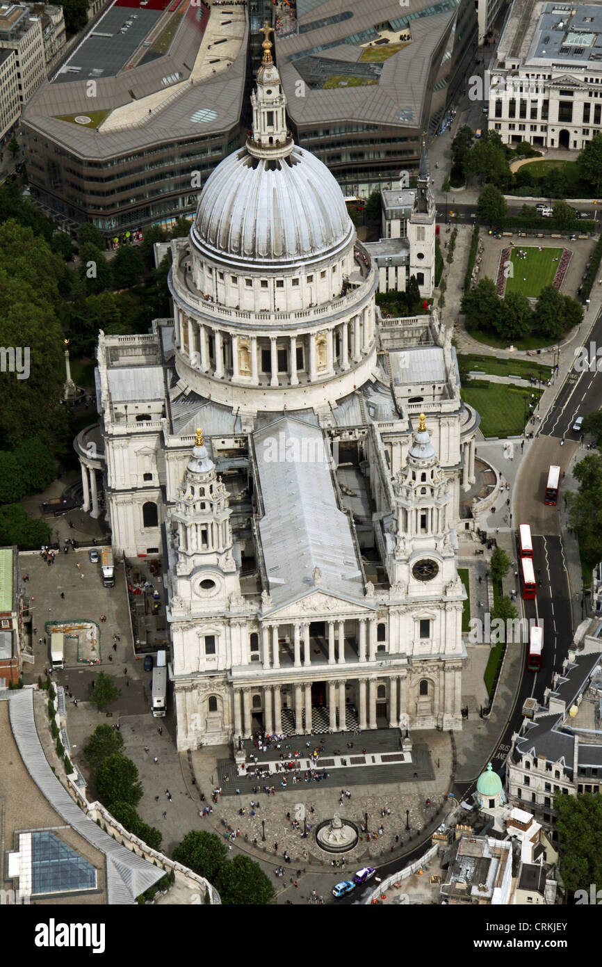 Vue aérienne de la Cathédrale St Paul, London EC4 Banque D'Images