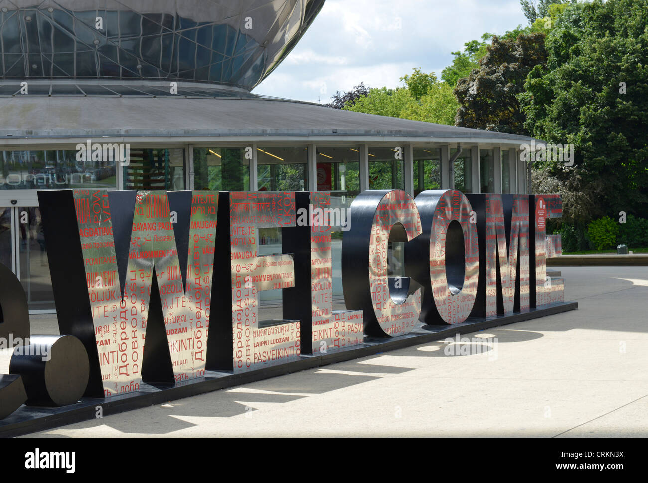 Sculpture Bienvenue à l'Atomium, Bruxelles, Belgique - 1 Banque D'Images