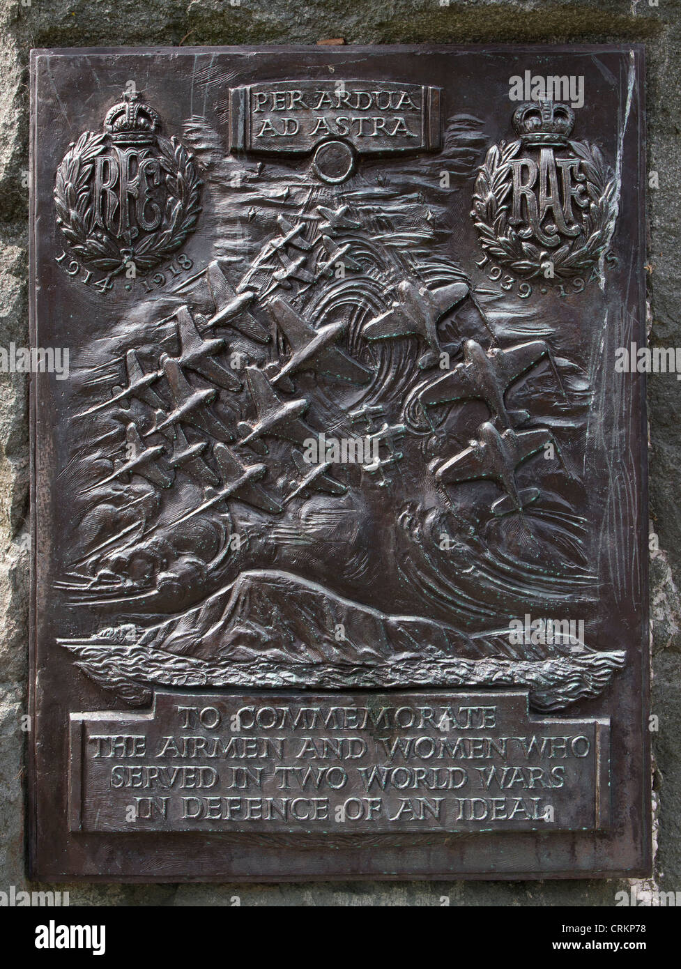 Plaque à la mémoire de l'armée de la guerre de la RAF sur les Leas Folkestone Kent Banque D'Images