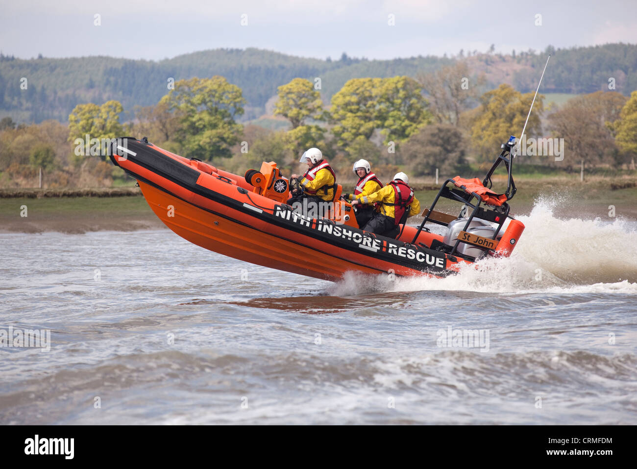 Puissance Vitesse bateau gonflable rigide de sauvetage côtier lifeboat Nith indépendants pratiquant seulement des Glencaple UK Banque D'Images