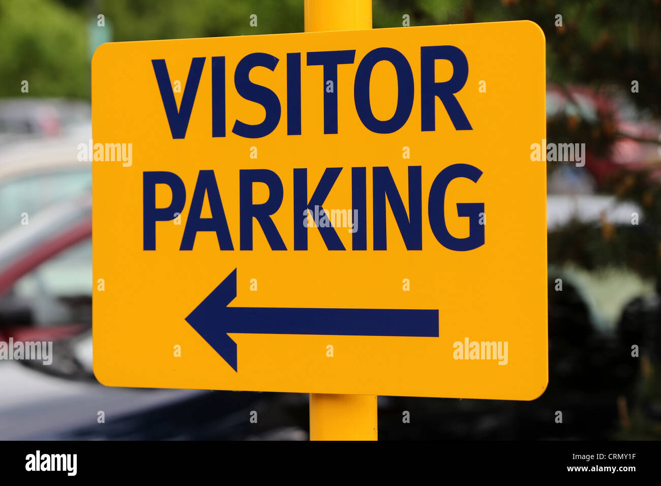 Visitor parking Banque de photographies et d'images à haute résolution -  Alamy
