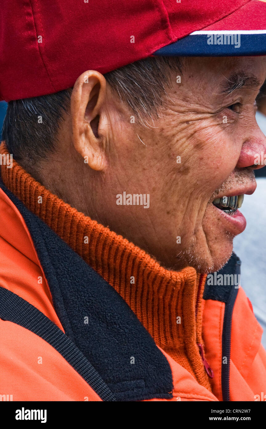 Portrait de l'homme asiatique plus expressive à Hong Kong, Chine Banque D'Images